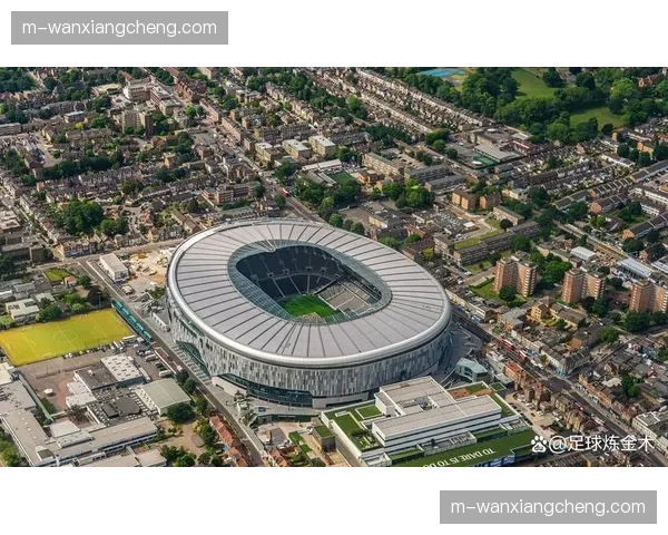 通讯：托特纳姆热刺球场宣布启动北看台扩建工程，预计增加6000坐席