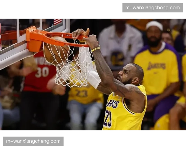 季后赛首轮赛程公布：4月19日火箭vs湖人打响焦点战